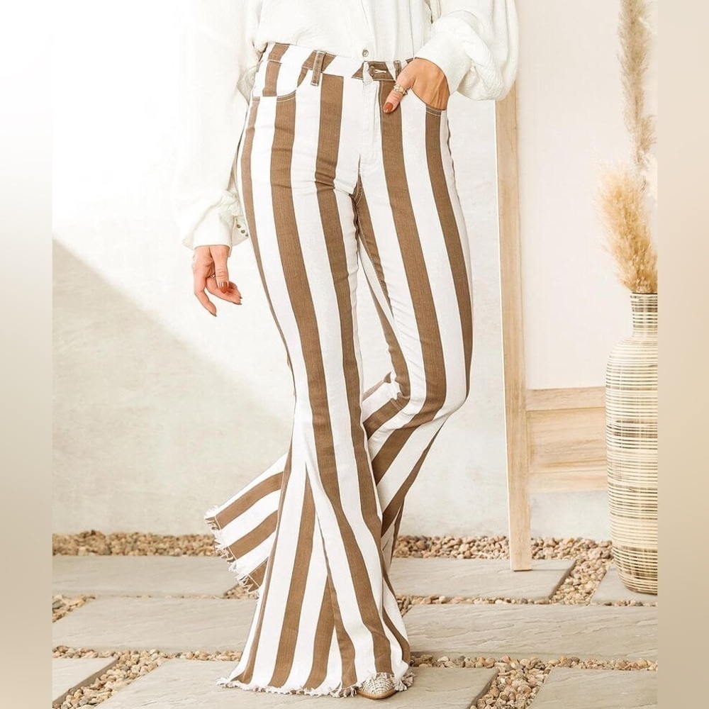 Bestto Bold Striped Extreme Flare Bottom Jeans Size S